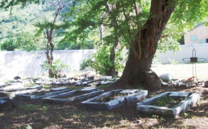 Vergès inaugurera un monument, “en hommage à nos ancêtres morts sans sépulture” Vergès inaugurera un monument, “en hommage à nos ancêtres morts sans sépulture”