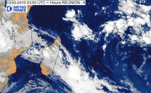 La Réunion en vigilance fortes pluies jusqu'à demain 5 heures La Réunion en vigilance fortes pluies jusqu'à demain 5 heures