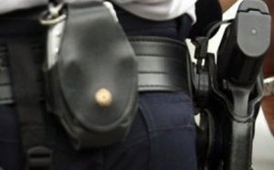 Une policière met fin à ses jours avec son arme de service Une policière met fin à ses jours avec son arme de service