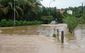 Inondations en Guadeloupe : Un mort et un disparu Inondations en Guadeloupe : Un mort et un disparu