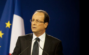 Hollande commémore l'abolition de l'esclavage et remercie l'Outre-mer Hollande commémore l'abolition de l'esclavage et remercie l'Outre-mer