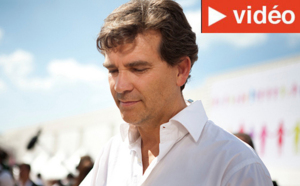 Délocalisation : Montebourg met la pression sur Huchon, Hollande le soutient Délocalisation : Montebourg met la pression sur Huchon, Hollande le soutient