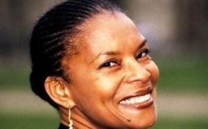 Christiane Taubira est sortie de l'hôpital. Elle va bien Christiane Taubira est sortie de l'hôpital. Elle va bien