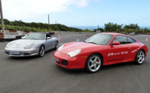le Pére Noël se la joue en Boxster le Pére Noël se la joue en Boxster