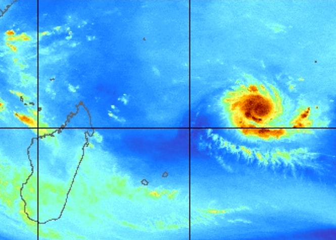 Fantala est passé au stade de cyclone tropical