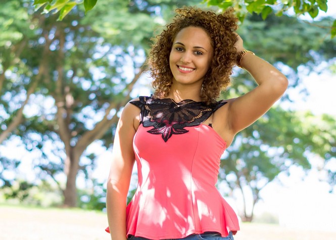 Miss Web Réunion : Votez pour Ophélie