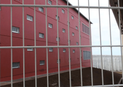 Domenjod: Des colis jetés par-dessus le mur de la prison