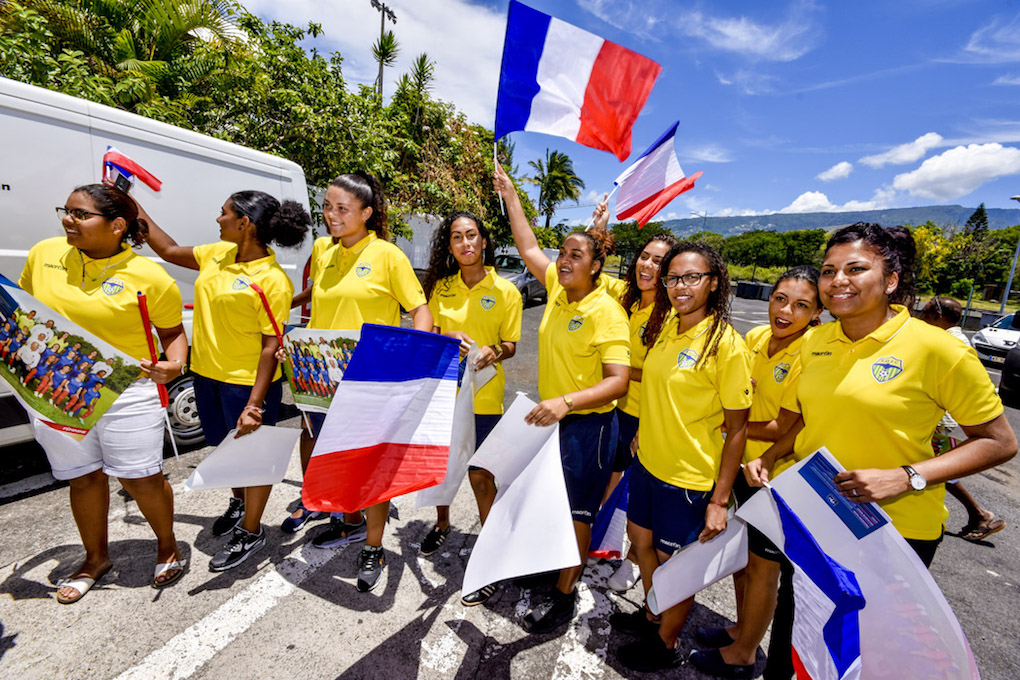 [PHOTOS] L'équipe de France féminine de football est arrivée à La Réunion