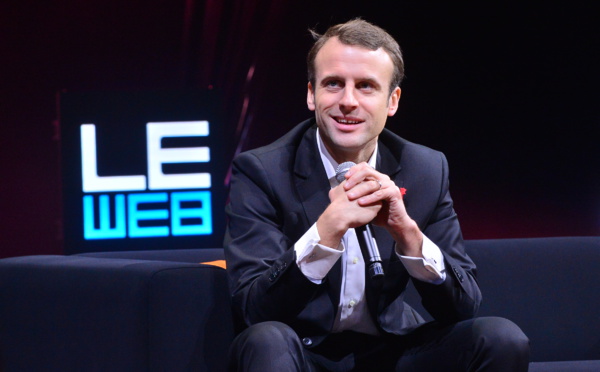 Emmanuel Macron détaille son programme pour l'Outre-mer