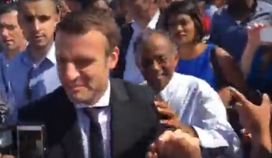 [LIVE VIDEO] Emmanuel Macron à La Réunion