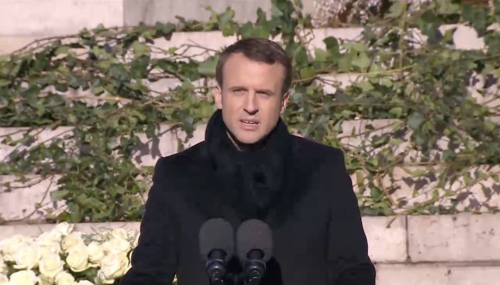 Emmanuel Macron a pris la parole. "Johnny Halliday était beaucoup plus qu'un chanteur, il était une part de nous-même, de la France".