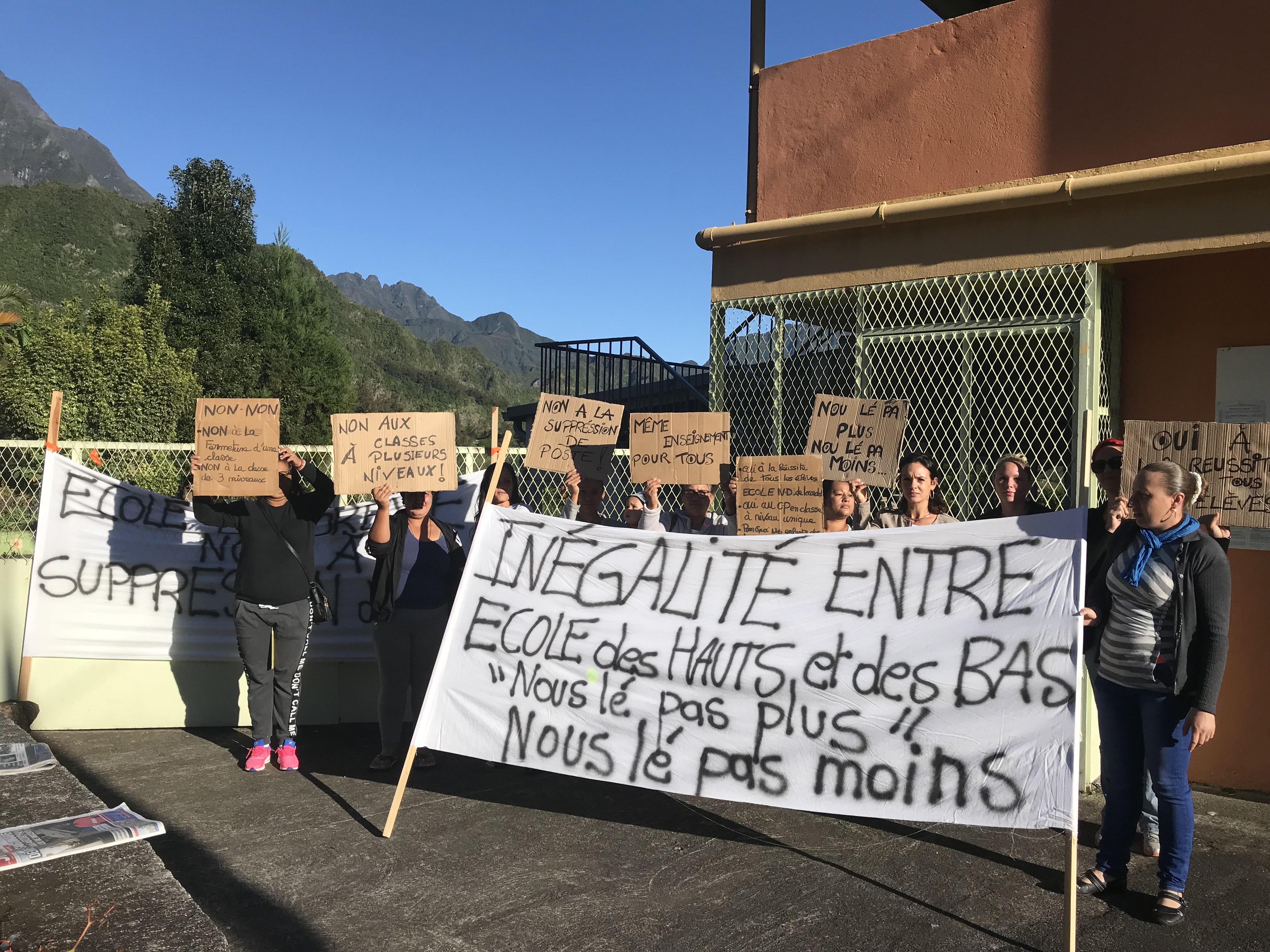 École Notre-Dame de Lourdes: Les parents d'élèves reconduisent leur mouvement
