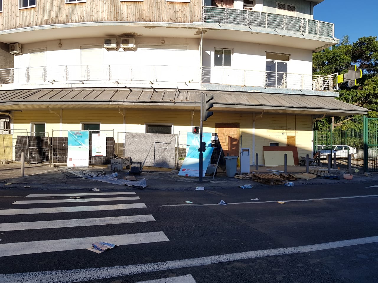 ▶️ Gilets jaunes : réveil difficile à Saint-Denis ce matin