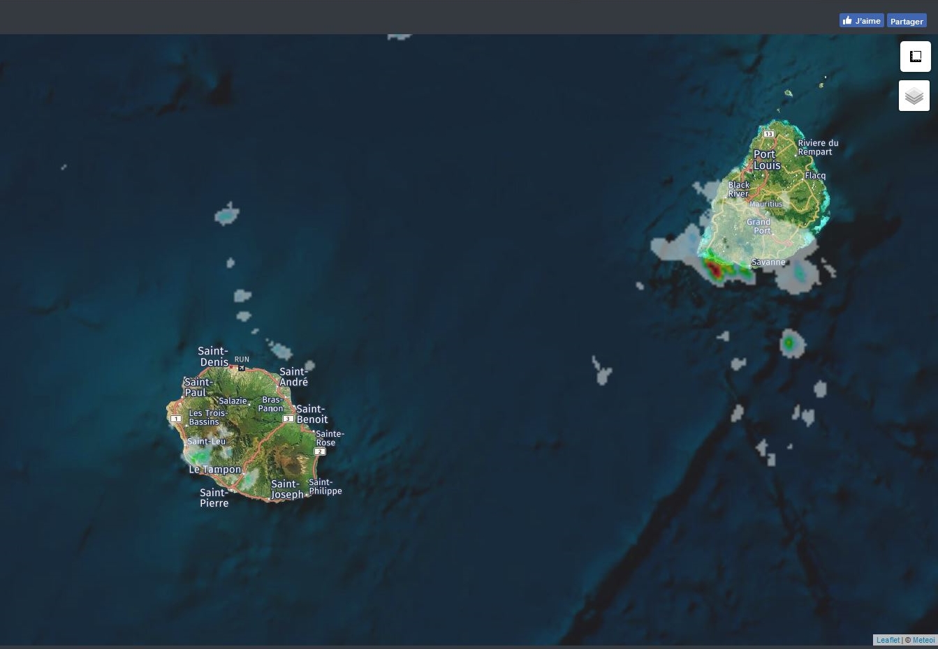 13h: bons grains orageux sur le sud et ouest de Maurice. Averses brèves et peu significatives sur le sud ouest de la Réunion. Image radar de 13h00. https://www.meteoi.re/