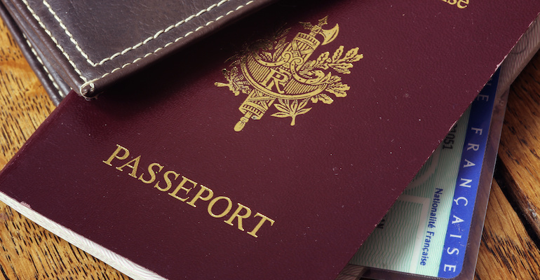 Passeport et carte d’identité : focus sur les pré-demandes en ligne !