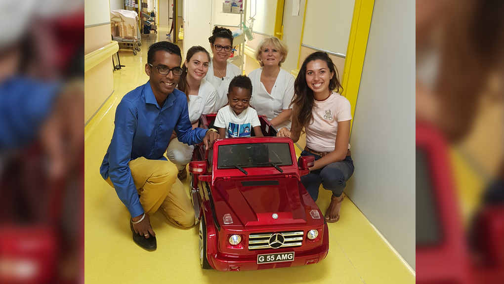 ▶️ Des petites voitures électriques pour apaiser les enfants hospitalisés