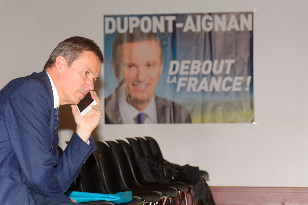 Nicolas Dupont-Aignan dérape et suscite l'indignation