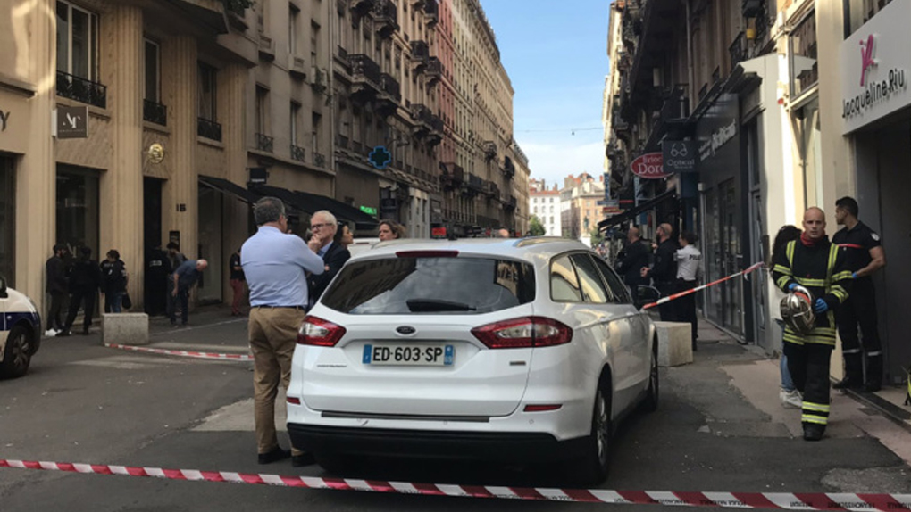 Colis piégé Lyon: Le suspect avoue, il est mis en examen et placé en détention provisoire 