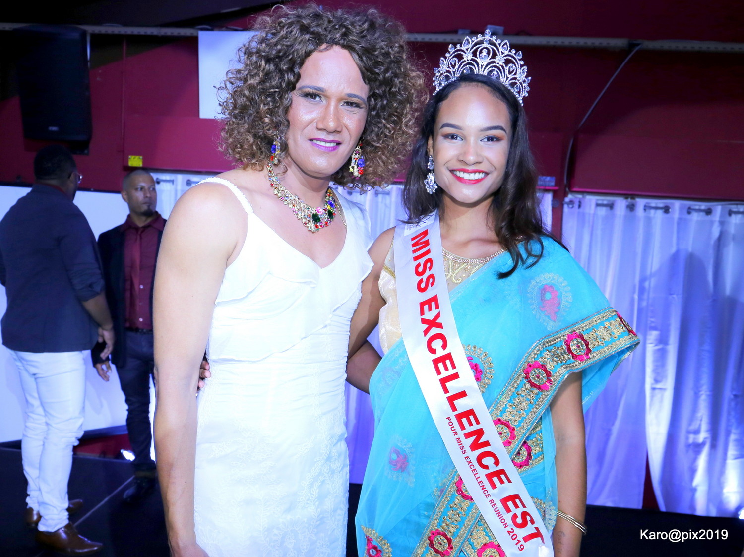 Logan Payet présidente du comité Miss Excellence Réunion avec sa miss Excellence 2019