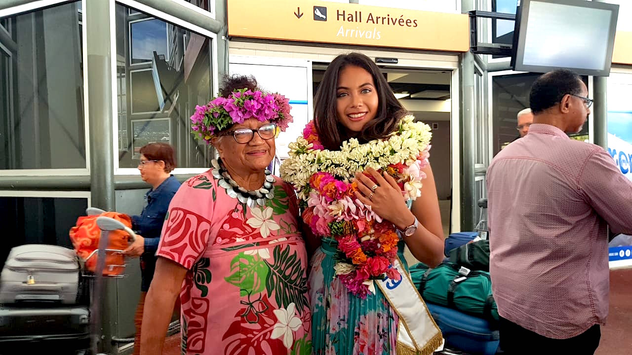▶️ Miss France Vaimalama Chaves est arrivée à La Réunion !