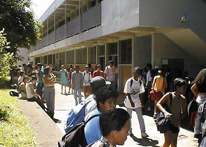 Brevet : Plus de dix fois plus d'élèves passent la session de septembre à La Réunion