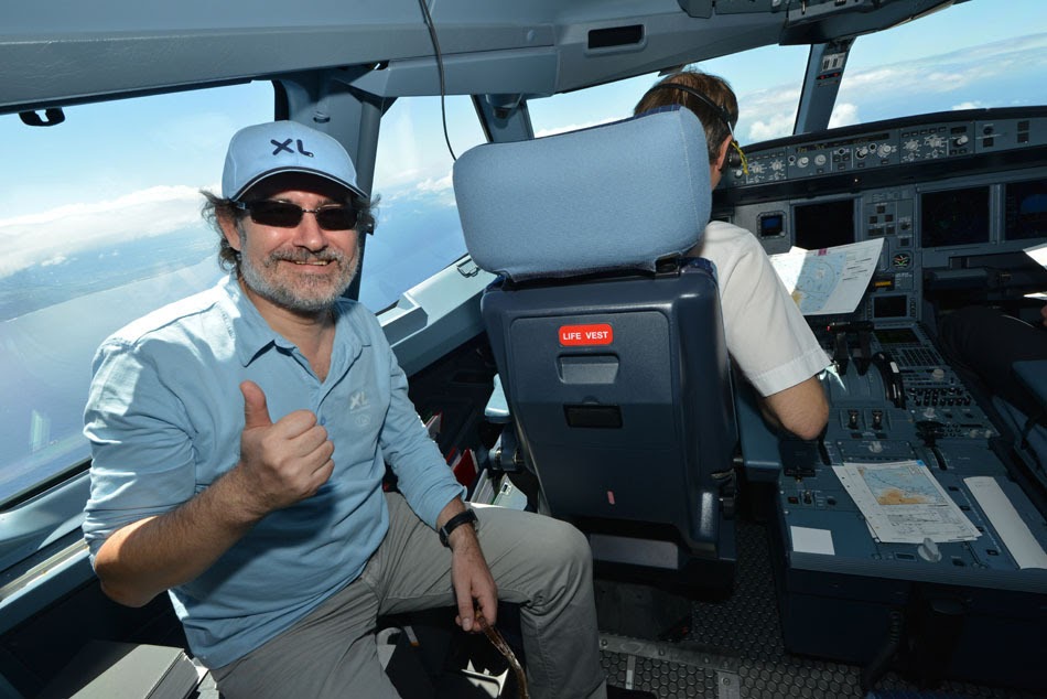 Laurent Magnin, pdg de la compagnie XL Airways. ici lors du vol inaugural vers La Réunion en 2012