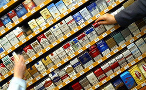 Rapport Bur: Des paquets de cigarettes à 7,50 euros?