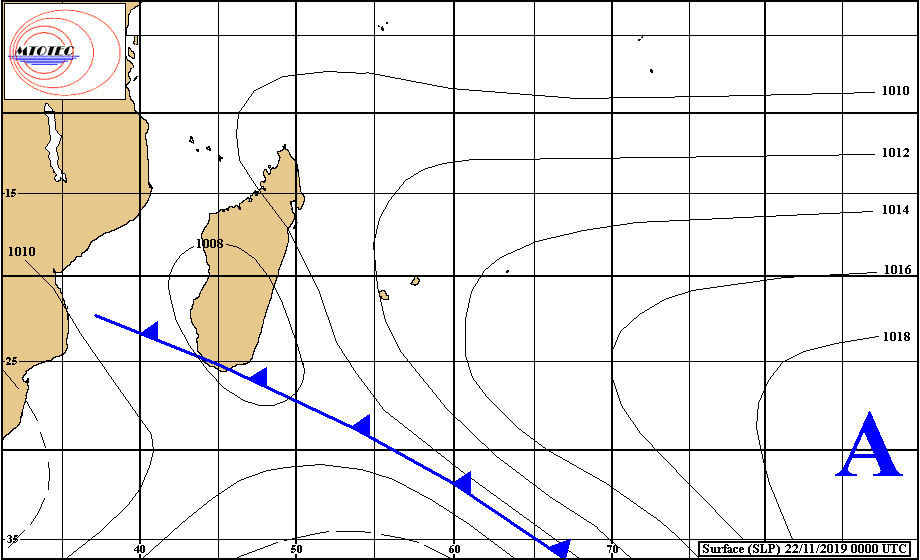 Présence d'un système frontal bien signé au Sud de la Grande Ile. Vent de Nord faible sur les Iles Soeurs s'accélérant localement sur la Réunion. MTOTEC