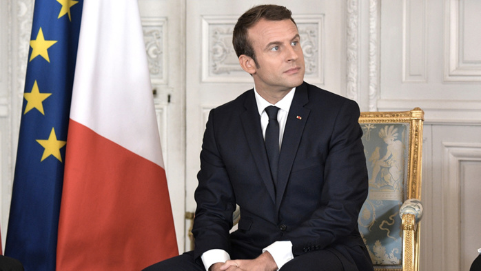 Emmanuel Macron renonce à sa future retraite de président de la République