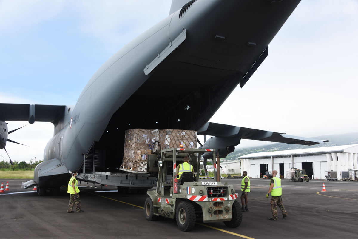 15 tonnes de fret transportés vers Mayotte grâce à l'A400M