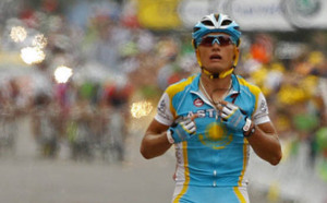 Le repenti Vinokourov devient champion olympique de cyclisme sur route