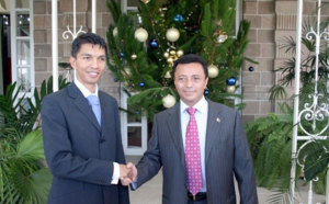 Aucun accord mais des signes d'apaisements entre Ravalomanana et Rajoelina