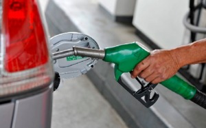 Carburants: Le sans-plomb oublié par l'Etat sur le dispositif de compensation
