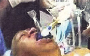 El Pais publie une fausse photo de Chavez mourant, le Venezuela attaque le journal