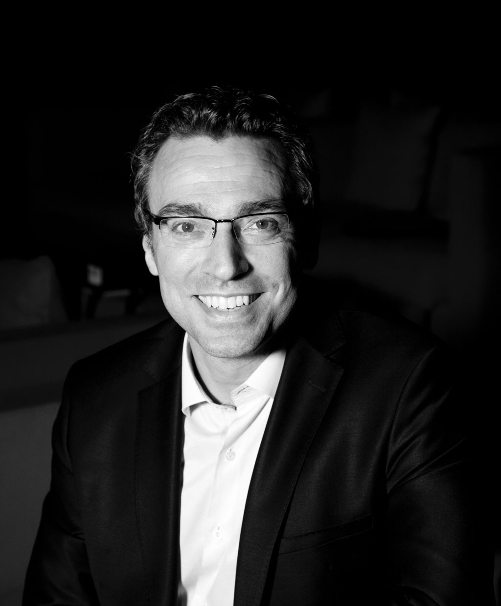Julien Houdebine est nommé Directeur commercial et marketing