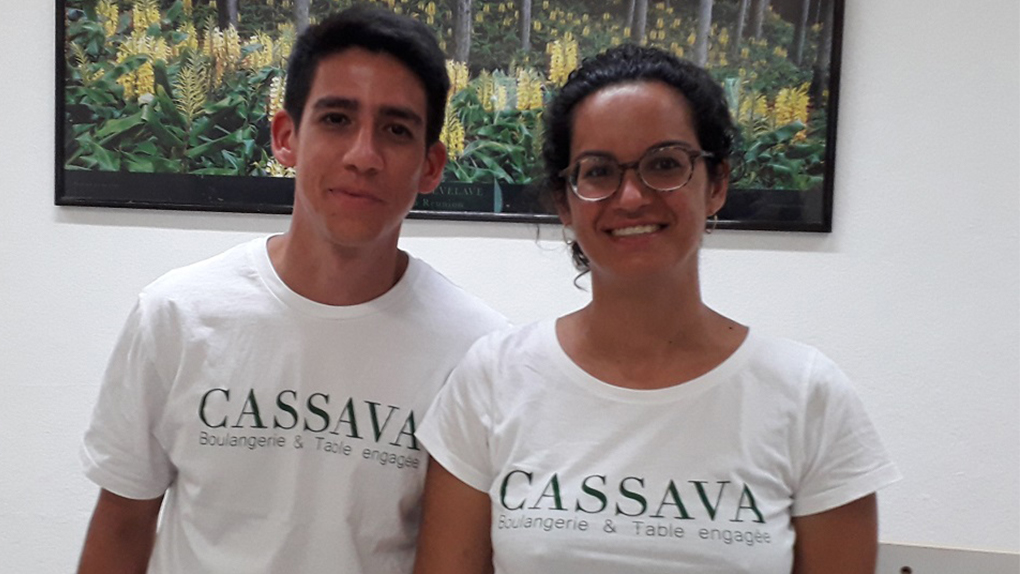 Valérie Lucas et Daniel Jarrin, les chefs gérants de Cassava, micro boulangerie bio et table engagée ouverte depuis la semaine dernière à Saint-Paul. Grâce à KissKissBankBank, ils ont pu collecter plus de 4000€.