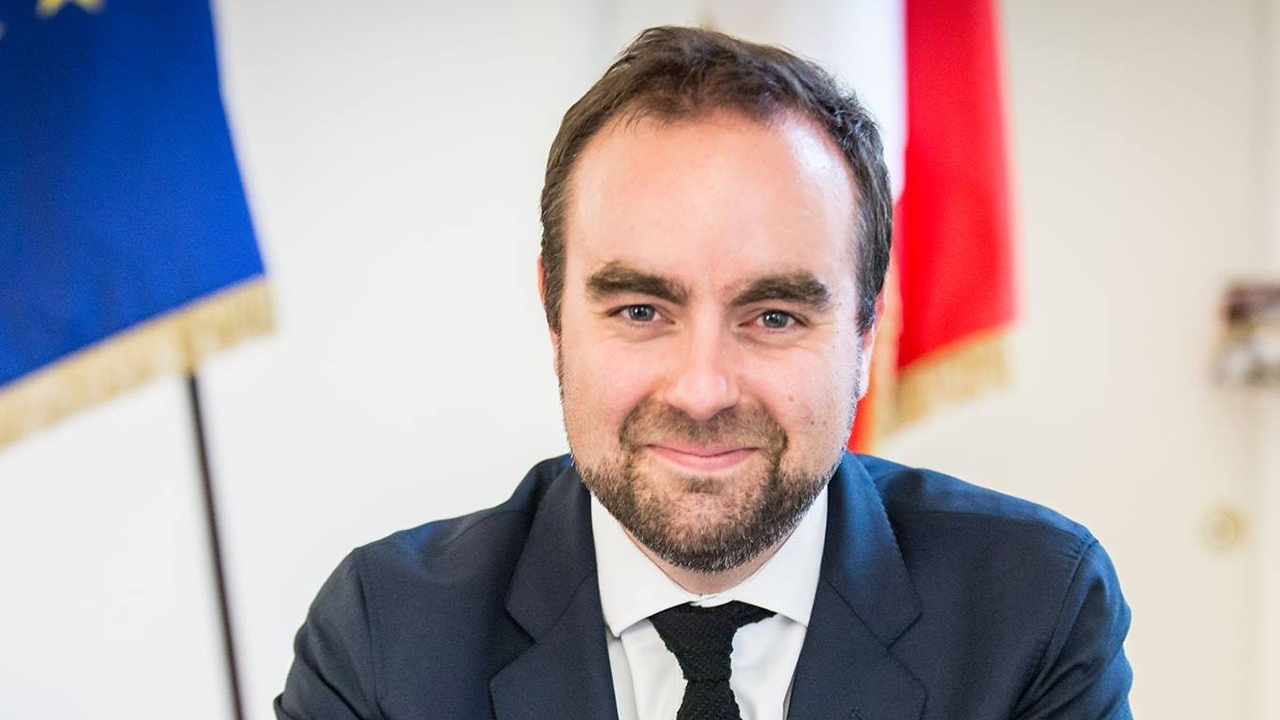 Covid : Le ministre des Outre-Mer appelle à un renforcement des mesures à La Réunion