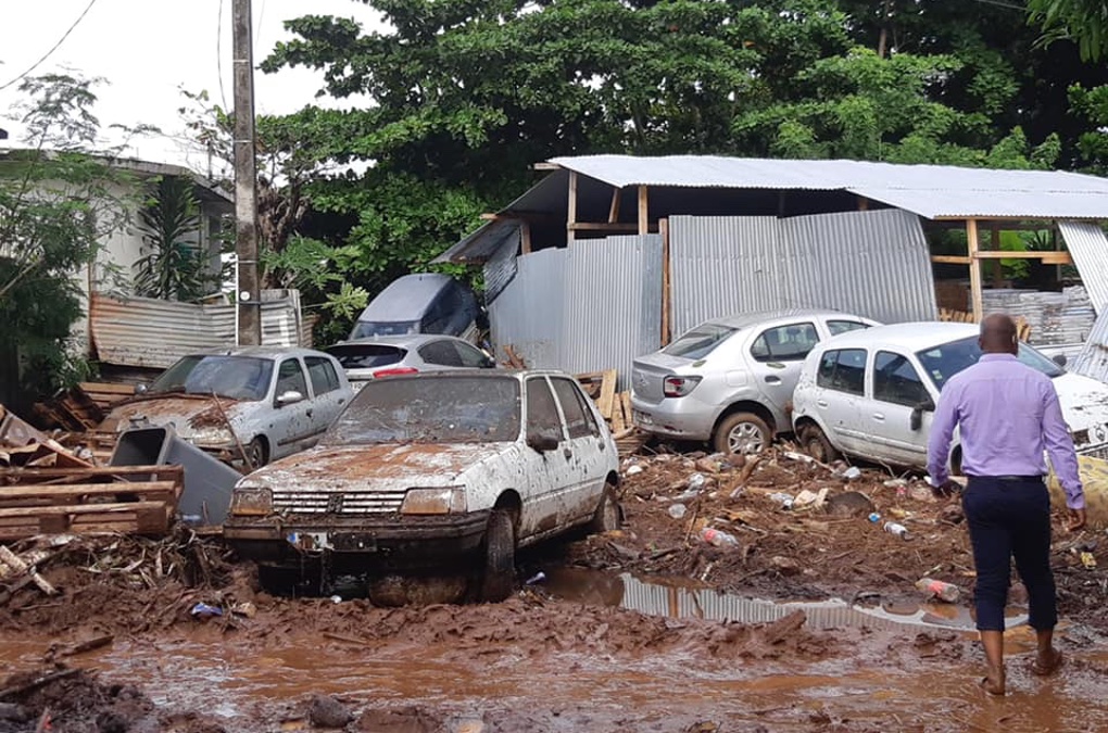 Une coulée de boue a envahi le village d’Acoua à Mayotte