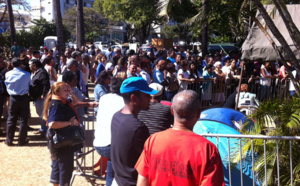 RSTA : Plus d'un millier de manifestants rassemblés au Barachois  