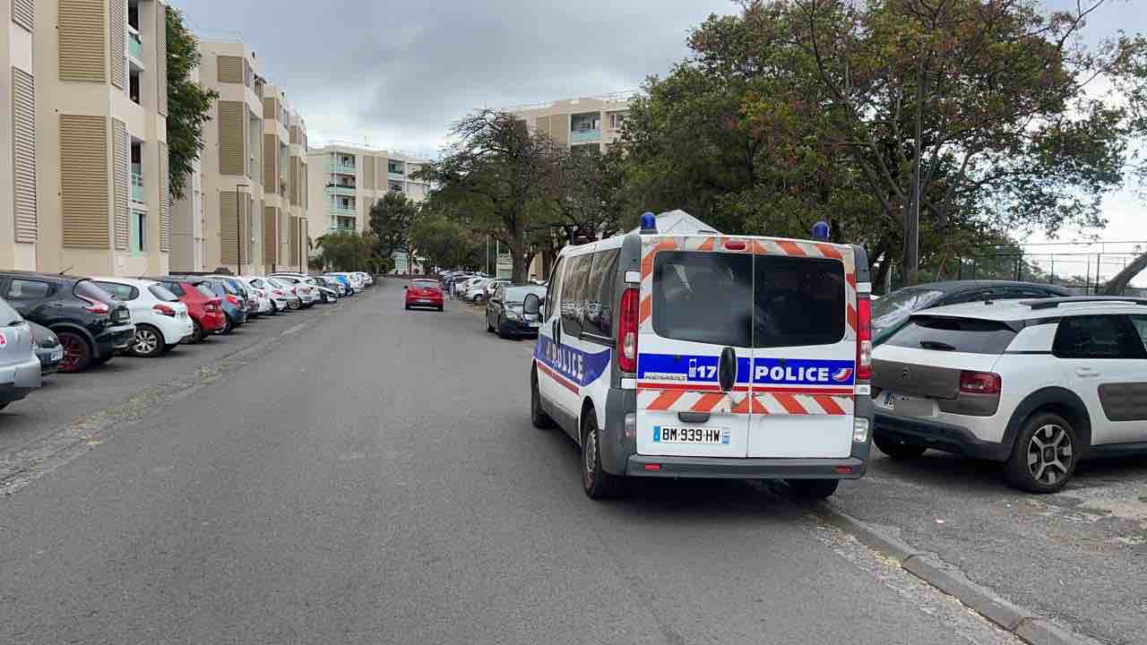 Vidéo - Opération anti-délinquance dans des quartiers de Saint-Denis