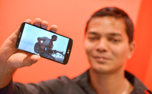 SFR lance le smartphone LG G2, plus fin et plus efficace, à La Réunion
