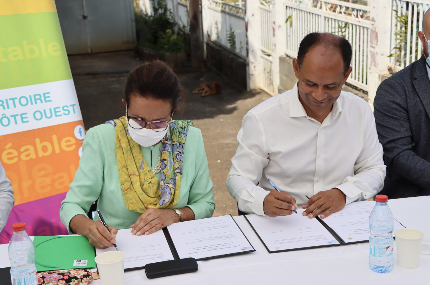 Signature de l'accord de principe entre la Région Réunion et le TCO pour le déploiement du Service d'Accompagnement à la Rénovation Énergétique (SARÉ)