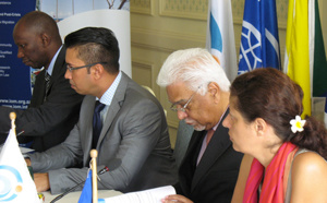 Signature d’un protocole de coopération entre la COI et l’OIM sur la mobilité régionale