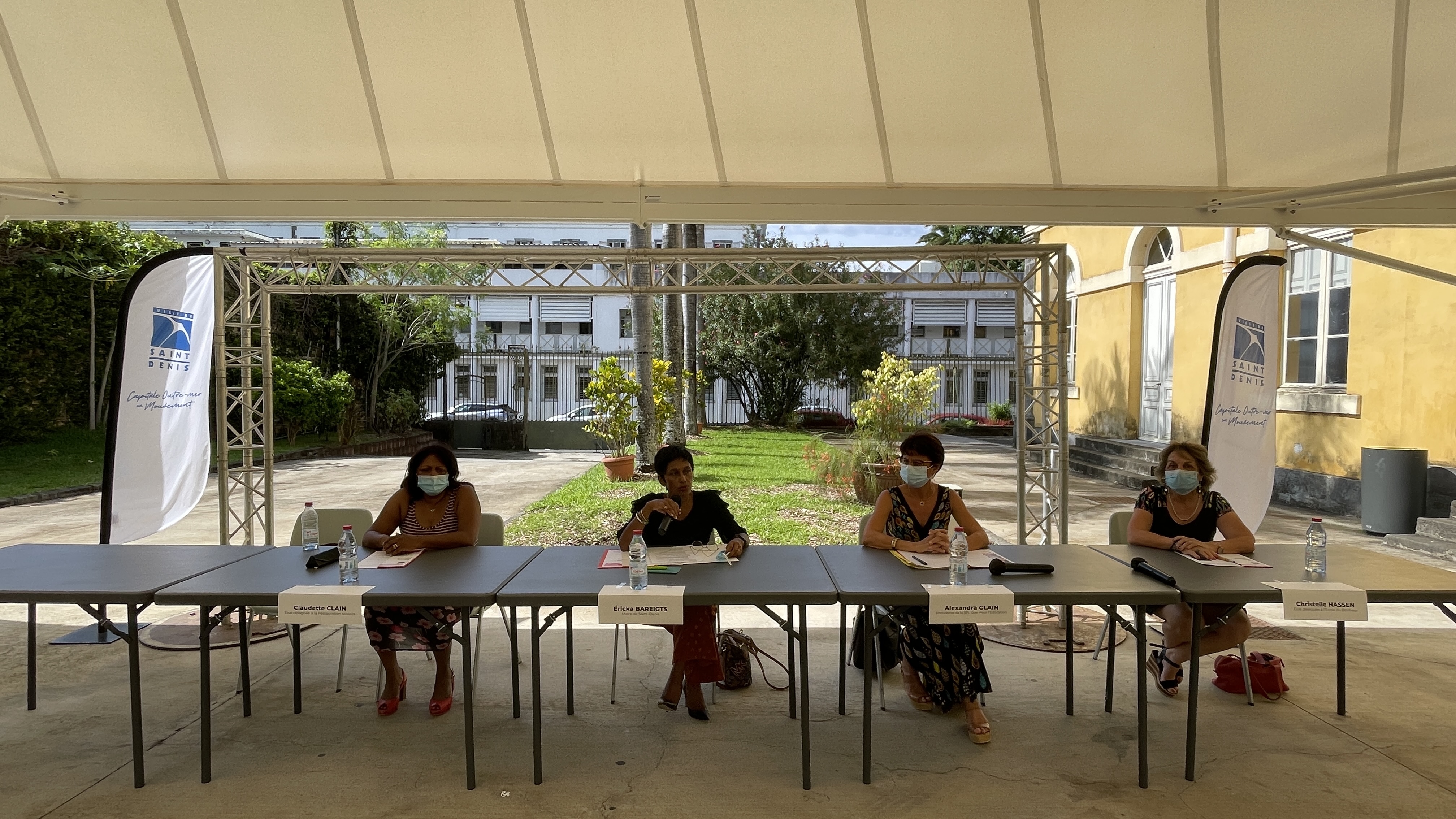 Vidéo - St-Denis : La restauration scolaire et les activités périscolaires maintenues malgré le contexte sanitaire