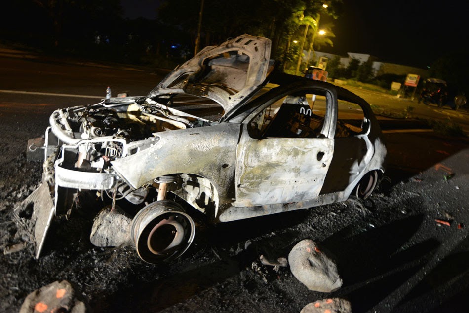 St-Denis : L'incendiaire présumé des voitures brûlées nie être l'auteur