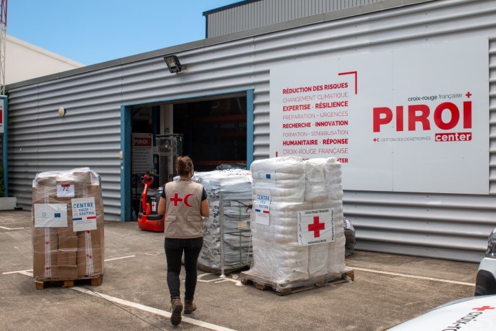 La Croix Rouge fait appel à Air Austral pour le transport de 37 tonnes de fret humanitaire entre La Réunion et Madagascar