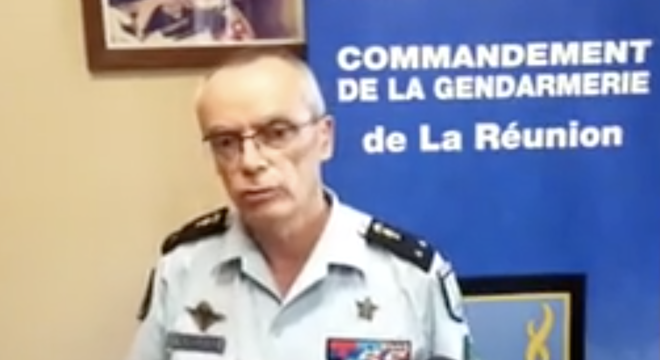 Un gendarme filmé donnant des coups de pied à un homme : le commandant de la Gendarmerie répond