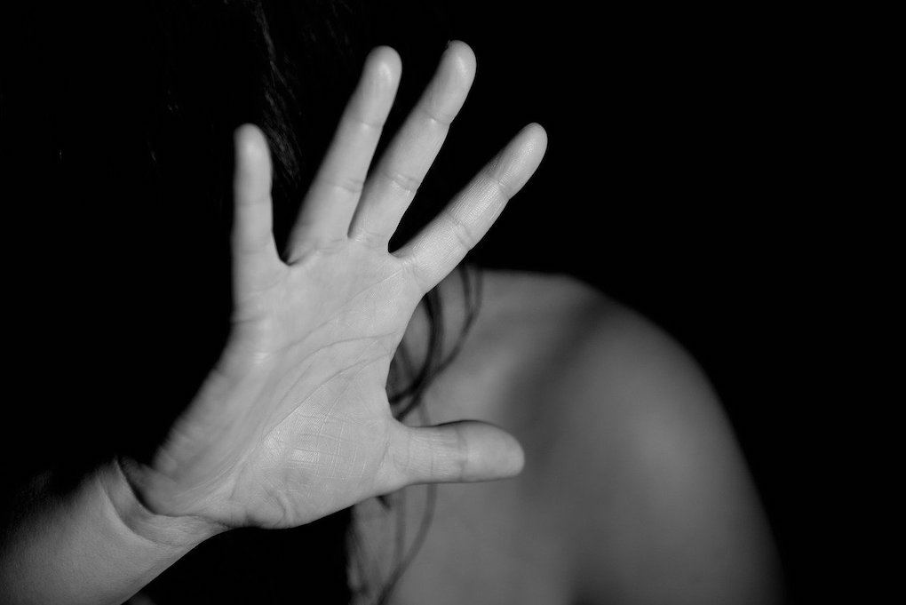 Violences conjugales : "Vous êtes un bourreau domestique", fustige la procureure 
