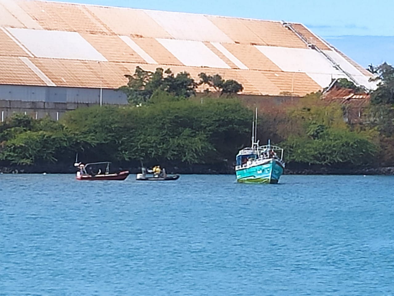 Un bateau de pêche sri lankais en approche de La Réunion intrigue les autorités