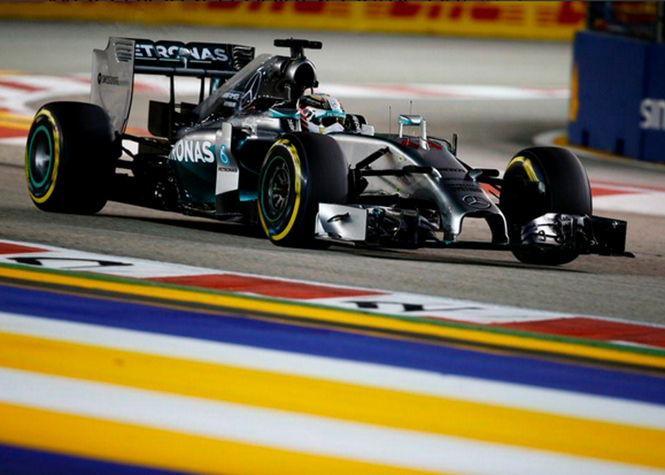 Grand Prix de Singapour : Hamilton s'impose et prend la tête du championnat du monde
